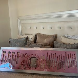 Glitz & Glam bling brushes